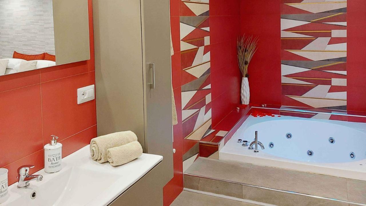 Sweet Home & Wellness Luxury Apartment Nettuno Exterior foto