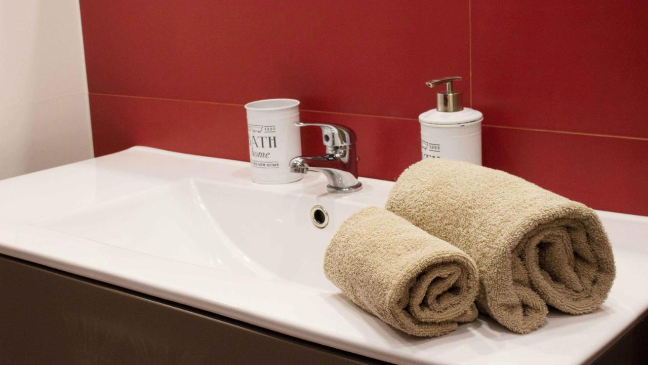 Sweet Home & Wellness Luxury Apartment Nettuno Exterior foto